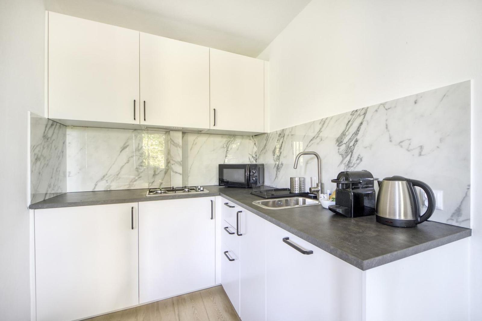 Labo Apartment Niepodleglosci Варшава Екстериор снимка