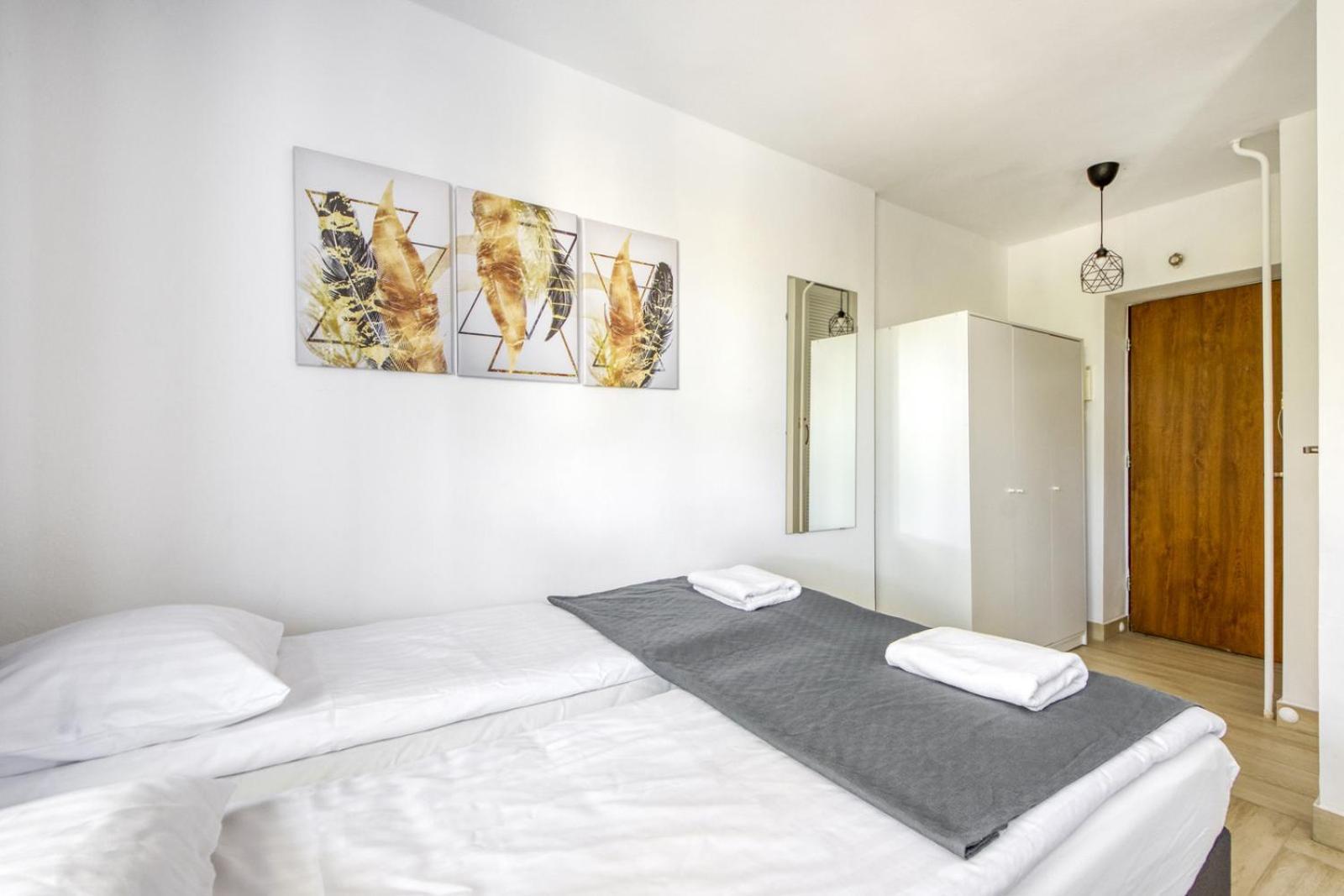 Labo Apartment Niepodleglosci Варшава Екстериор снимка